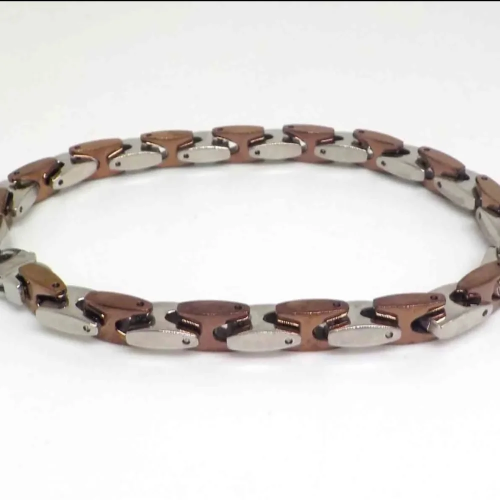 ***BRAND NEW*** SHAQUILLE O'NEAL TWO TONE NECKLACE AND BRACELET - Picture 4 of 6